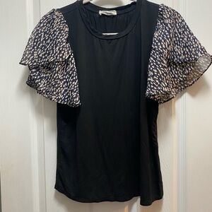 Dressy T-shirt Medium